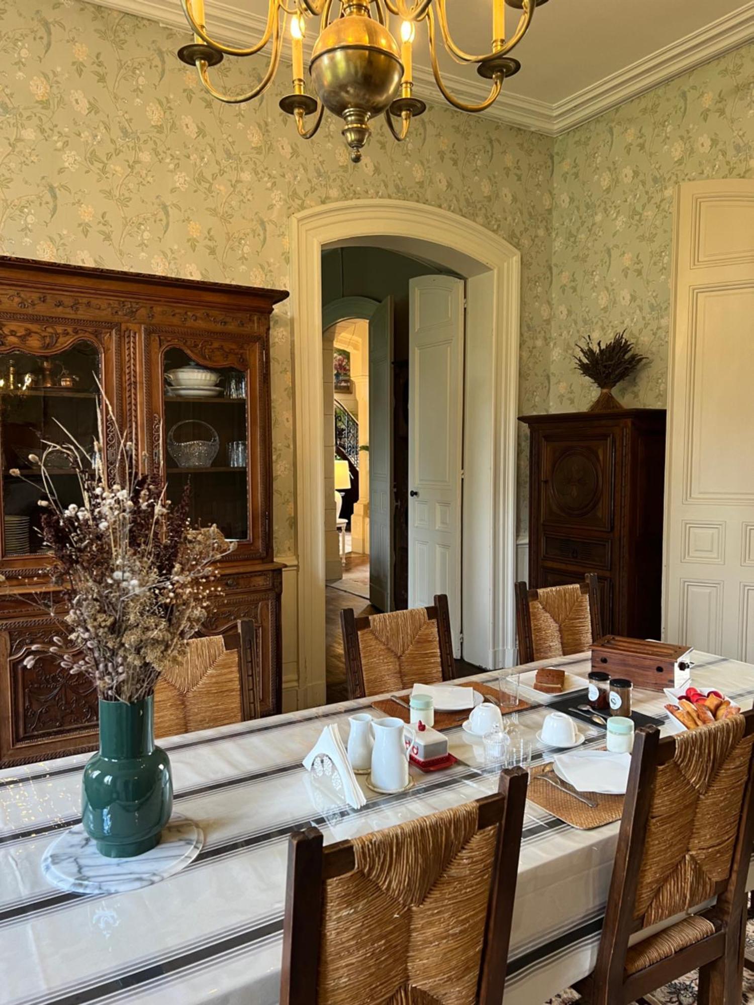 Domaine Du Faure Bed and Breakfast Chadurie Buitenkant foto